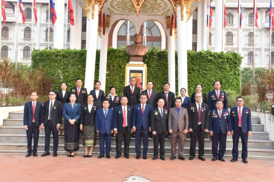 LFND Vientiane Honors President Kaysone with Wreath-Laying Ceremony